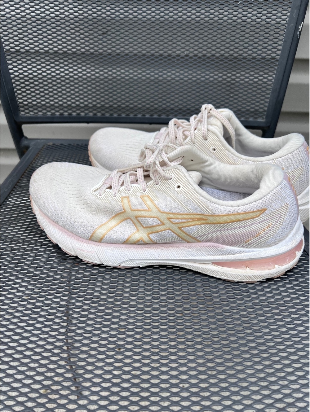 ASICS Women's Size 9.5